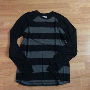 Men’s long sleeve shirt